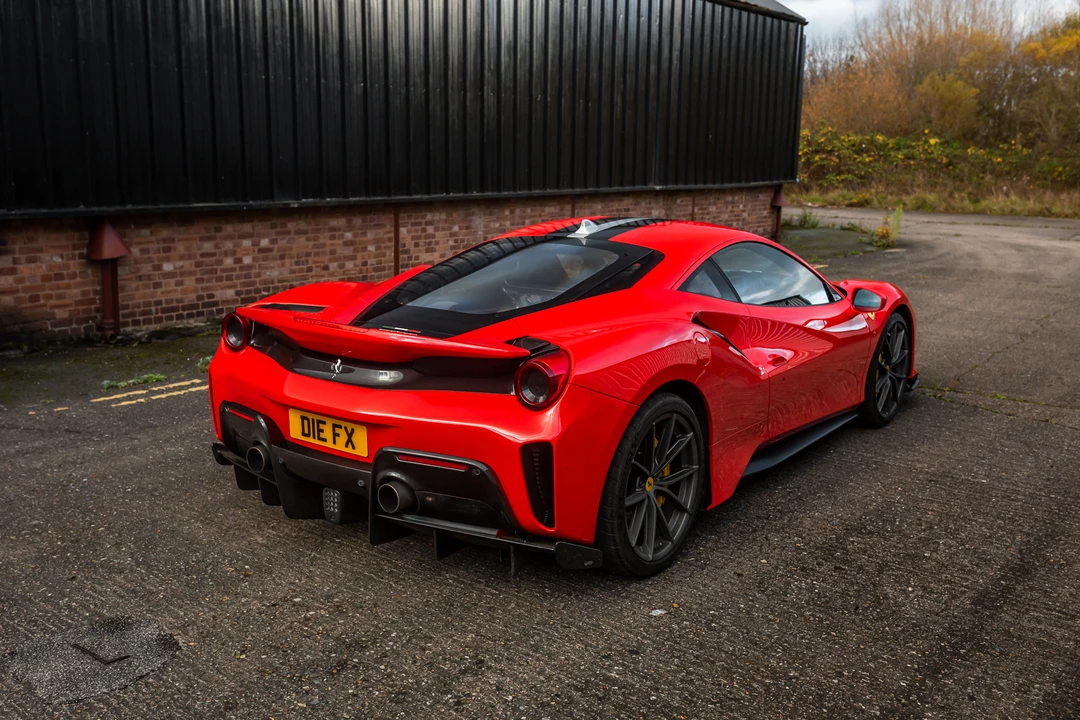 2019 Ferrari 488 Pista - Image 11 of 31