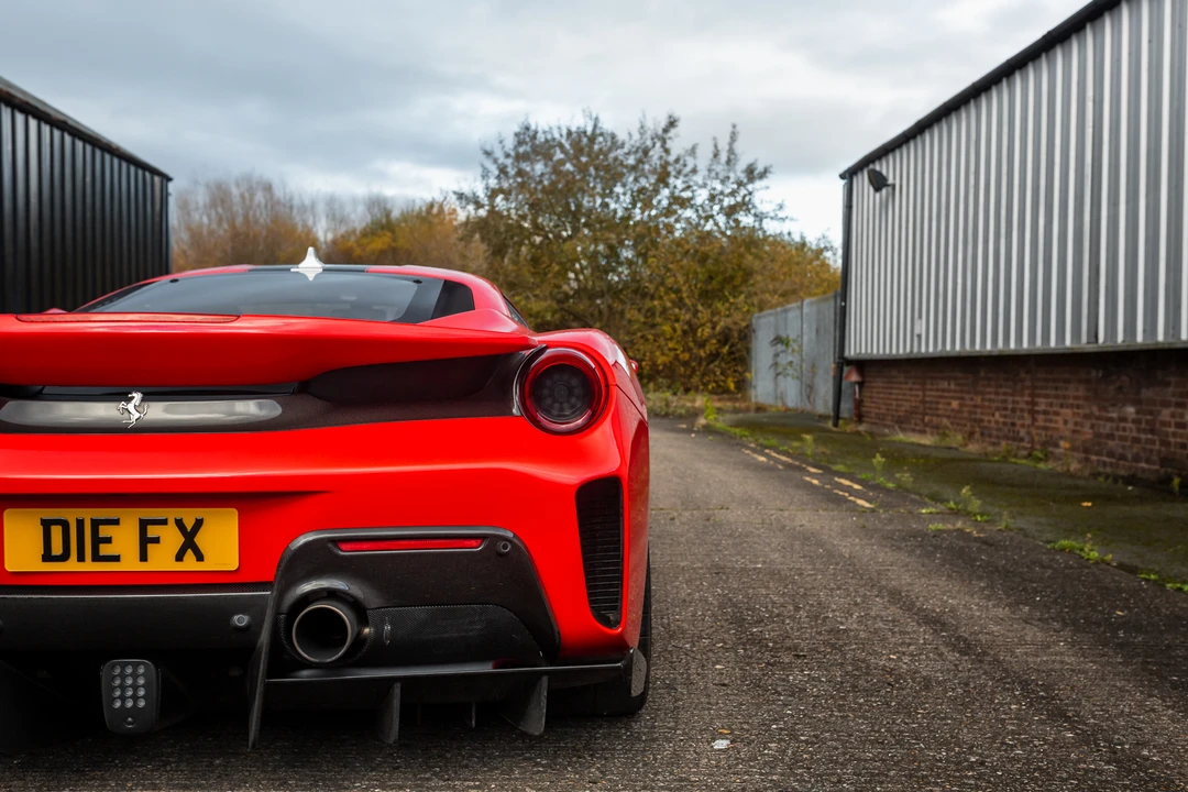 2019 Ferrari 488 Pista - Image 14 of 31