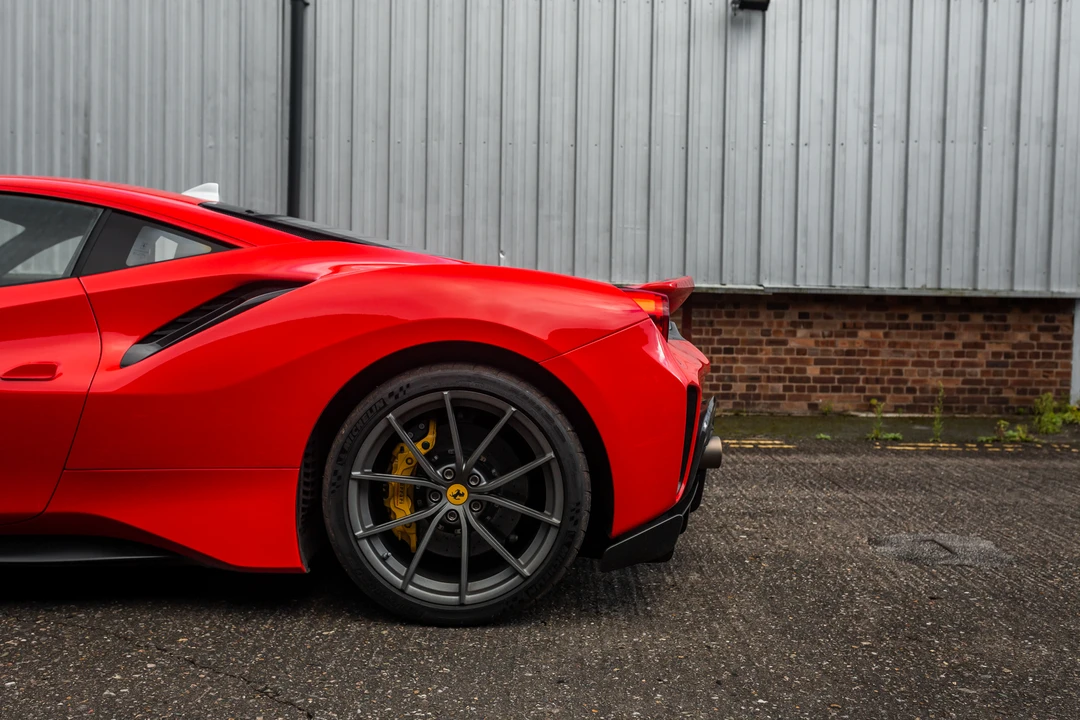 2019 Ferrari 488 Pista - Image 28 of 31