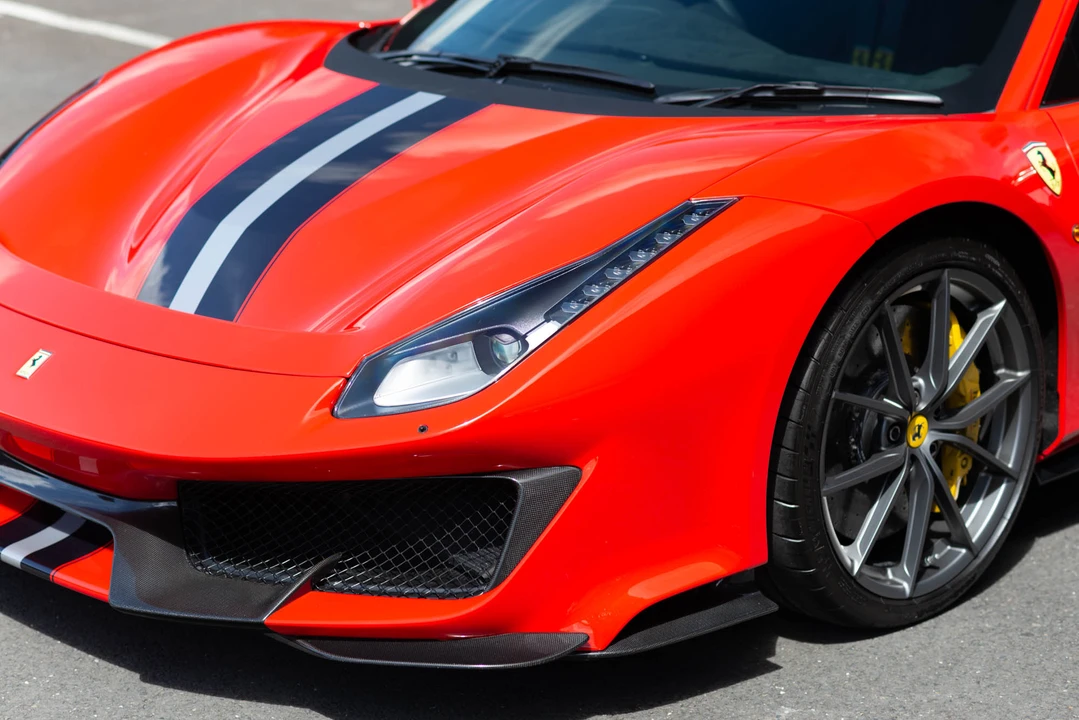 2019 Ferrari 488 Pista - Image 8 of 31