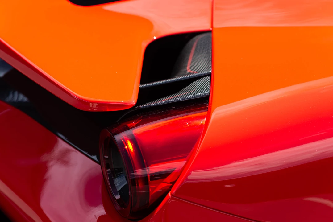 2019 Ferrari 488 Pista - Image 14 of 31