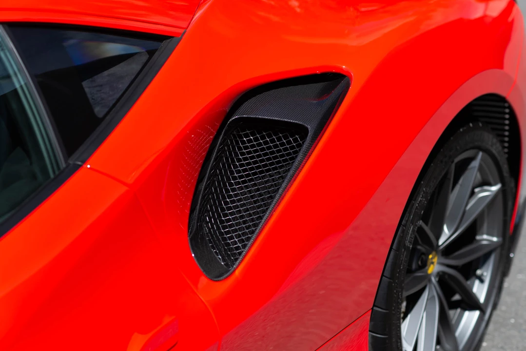 2019 Ferrari 488 Pista - Image 16 of 31