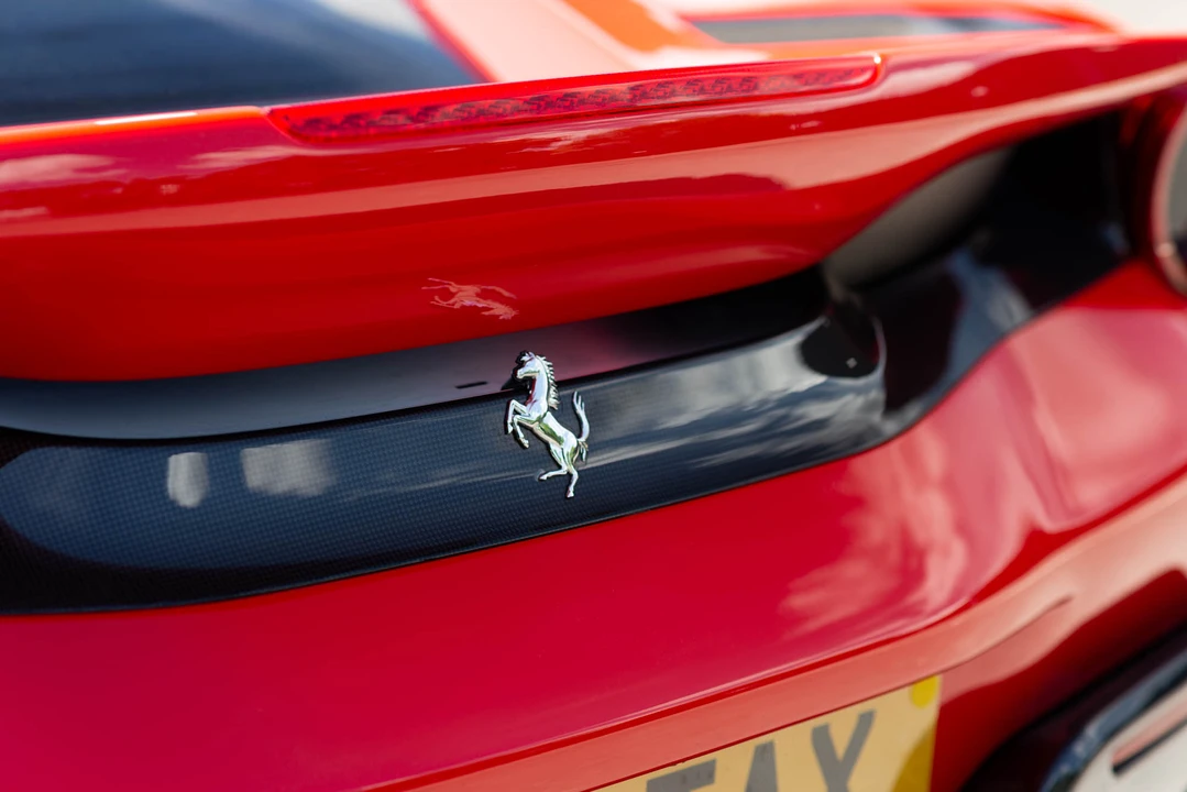 2019 Ferrari 488 Pista - Image 22 of 31