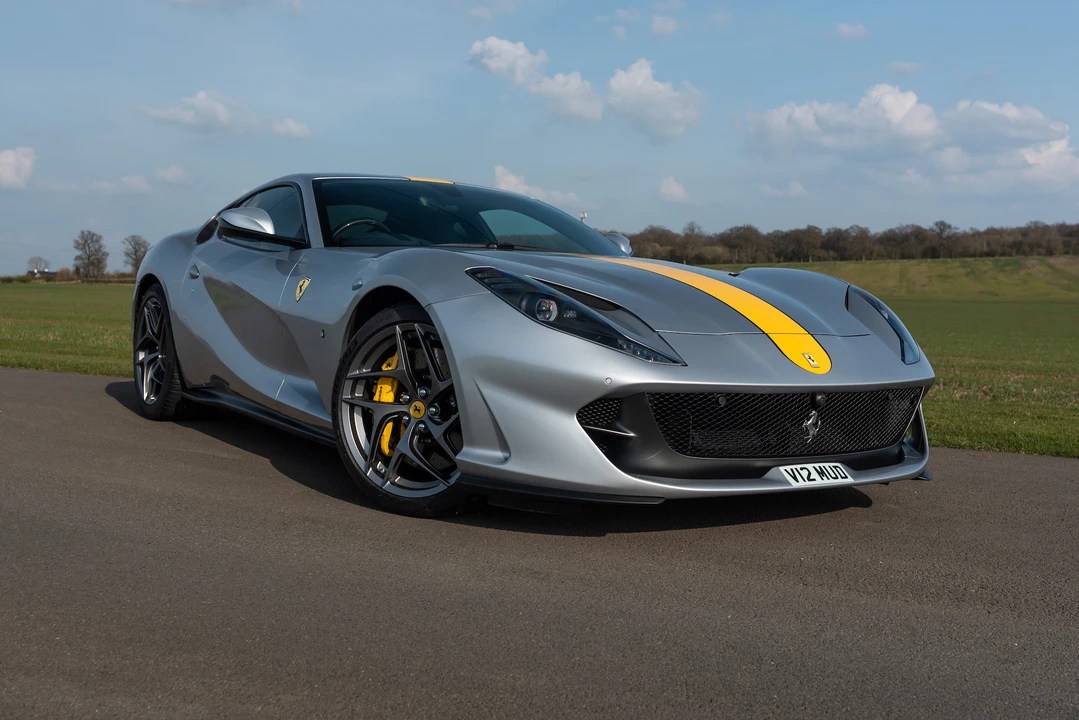 2019 Ferrari 812 Superfast - Image 15 of 31