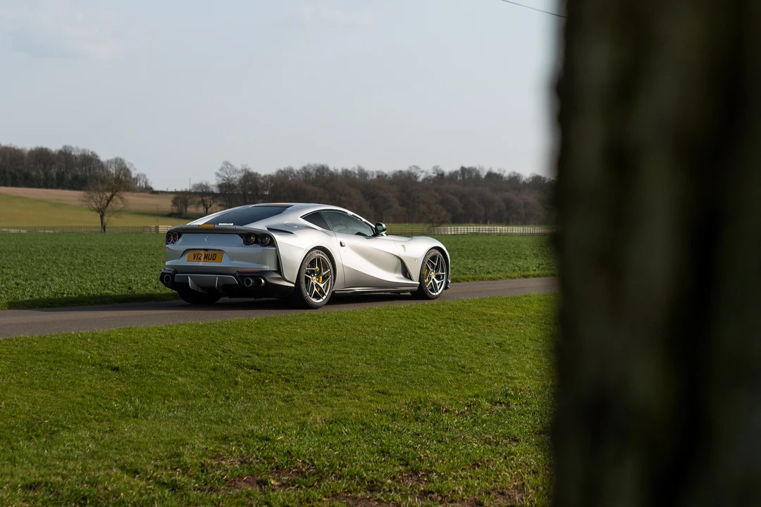2019 Ferrari 812 Superfast - Image 17 of 31