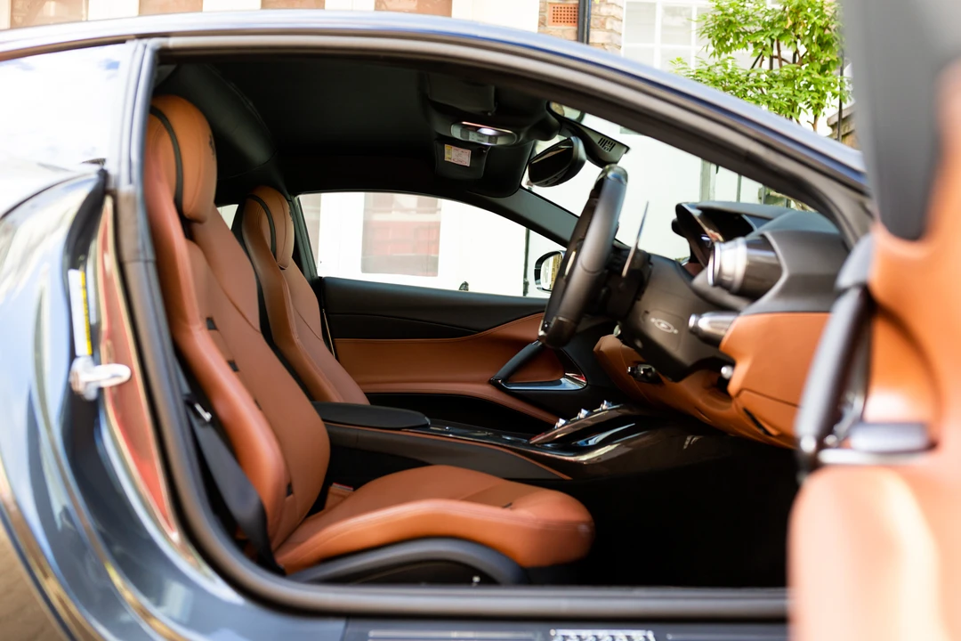2019 Ferrari 812 Superfast - Image 24 of 31