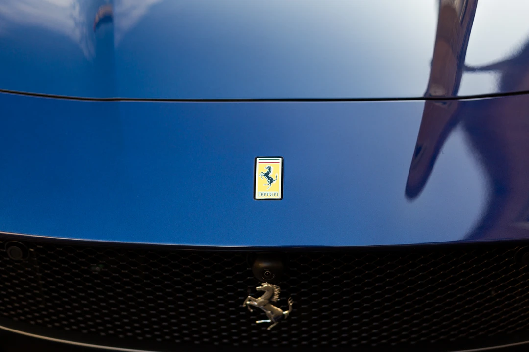 2019 Ferrari 812 Superfast - Image 9 of 31