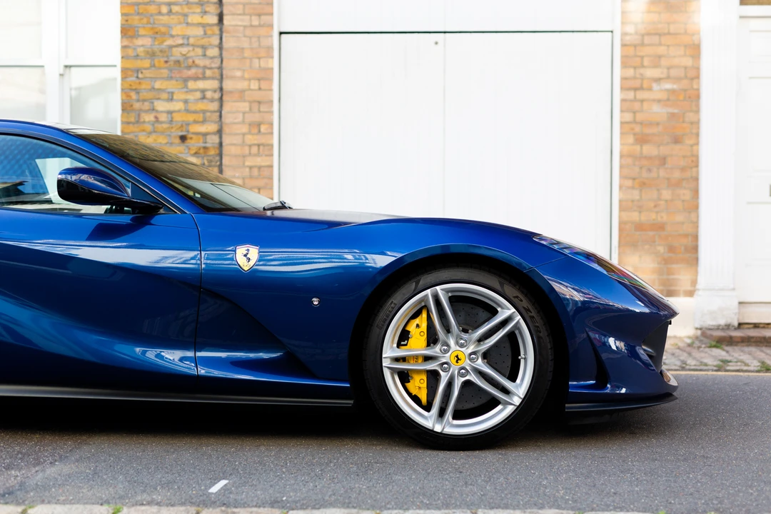 2019 Ferrari 812 Superfast - Image 12 of 31