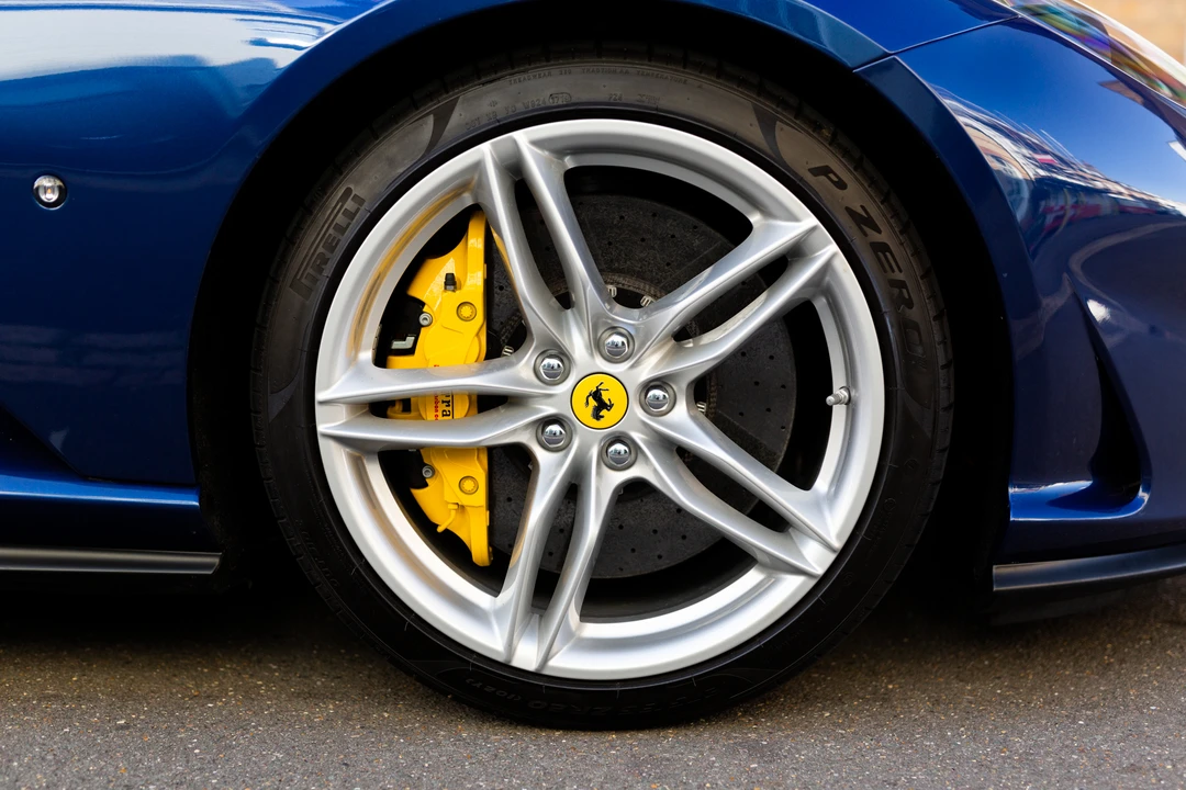2019 Ferrari 812 Superfast - Image 13 of 31