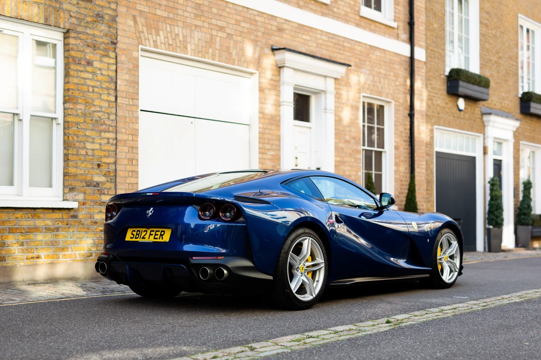 2019 Ferrari 812 Superfast - Image 25 of 31
