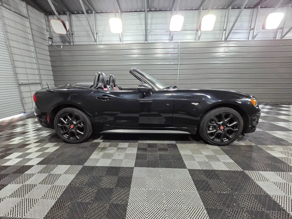 2019 Fiat 124 Spider - Image 9 of 12