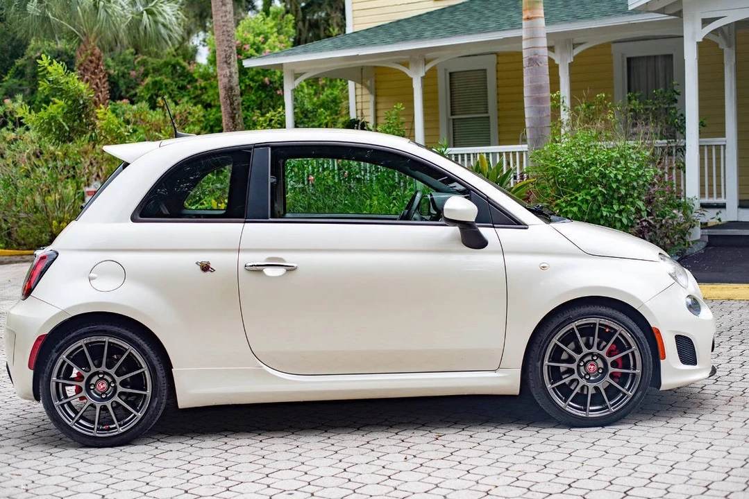 2019 Fiat Abarth 500 - Image 5 of 21