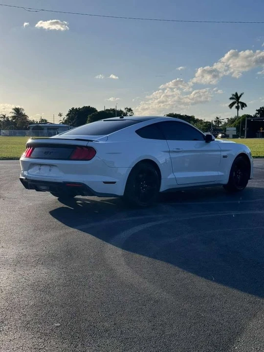 2019 Ford S550 Mustang GT - Image 9 of 12