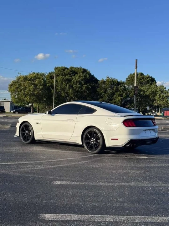 2019 Ford S550 Mustang GT - Image 11 of 12