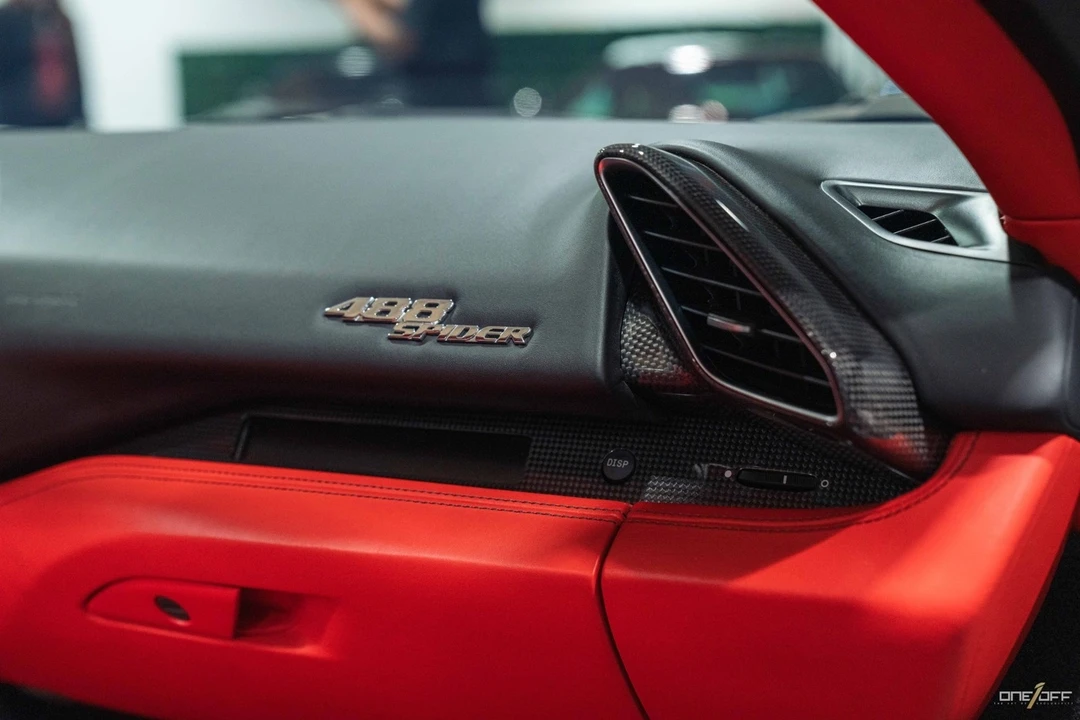 2019 Ferrari 488 - Image 18 of 21