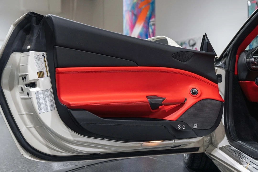 2019 Ferrari - Image 11 of 12