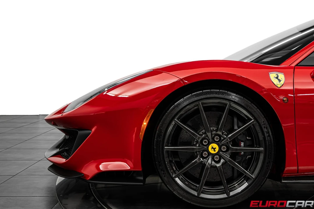 2019 Ferrari 488 GTB - Image 17 of 31
