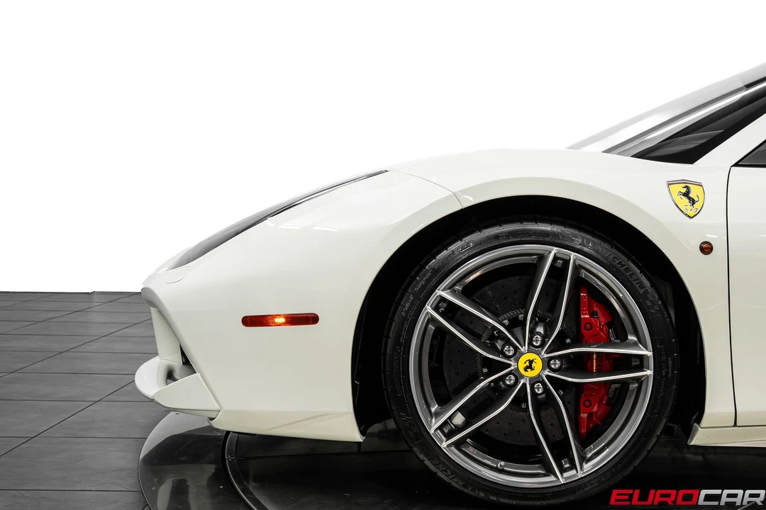 2019 Ferrari 488 GTB - Image 17 of 31