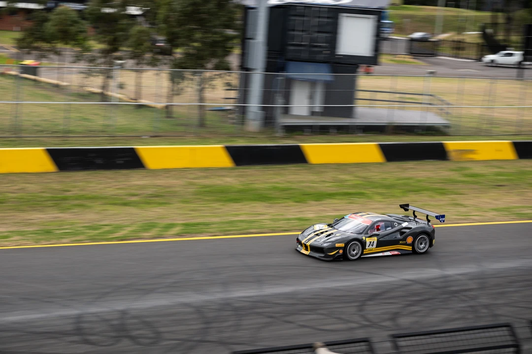 2018 Ferrari 488 - Image 18 of 31