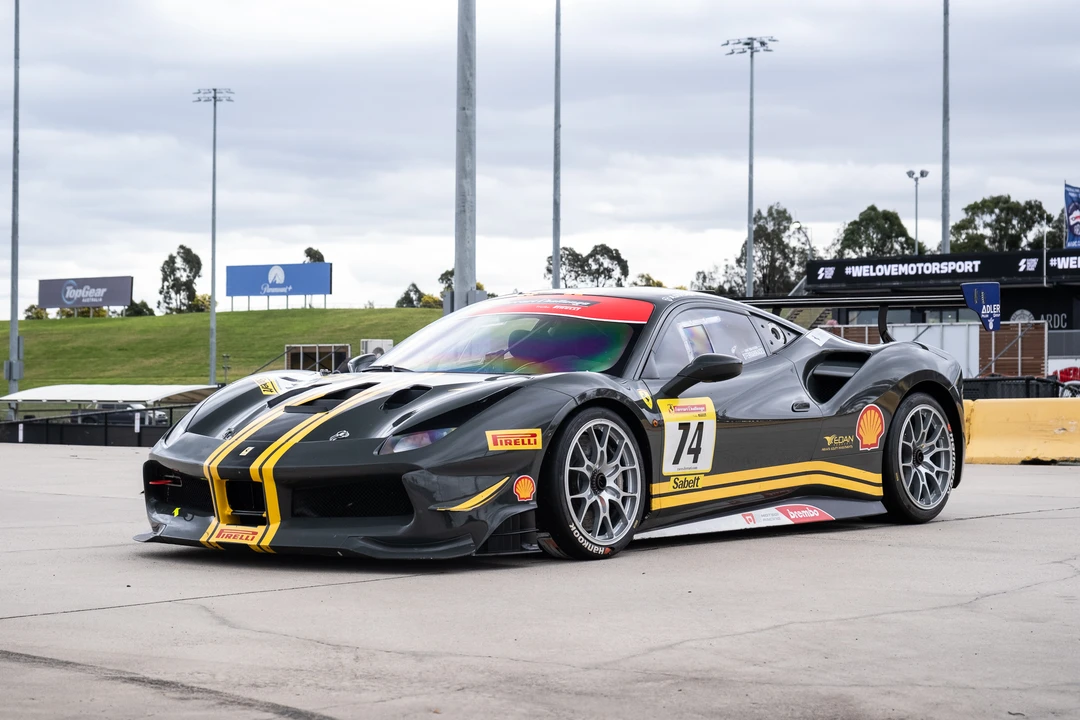 2018 Ferrari 488 - Image 11 of 31