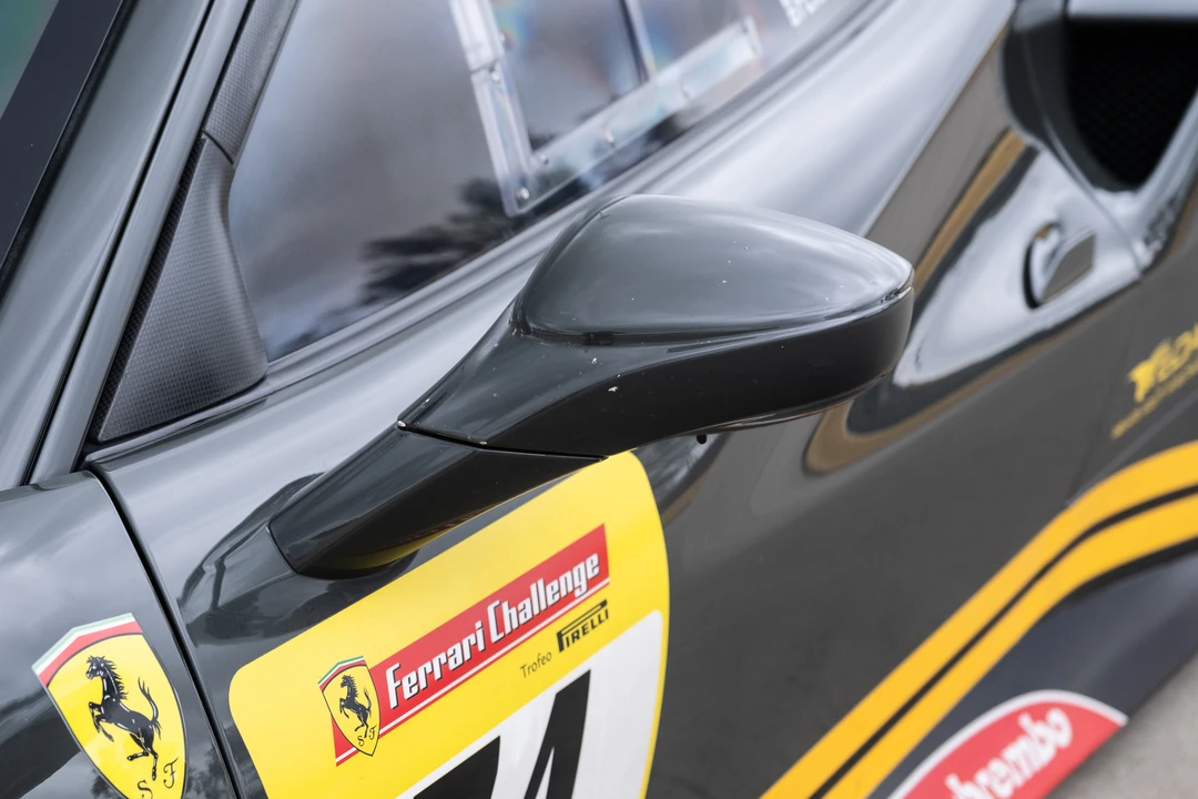 2018 Ferrari 488 - Image 25 of 31