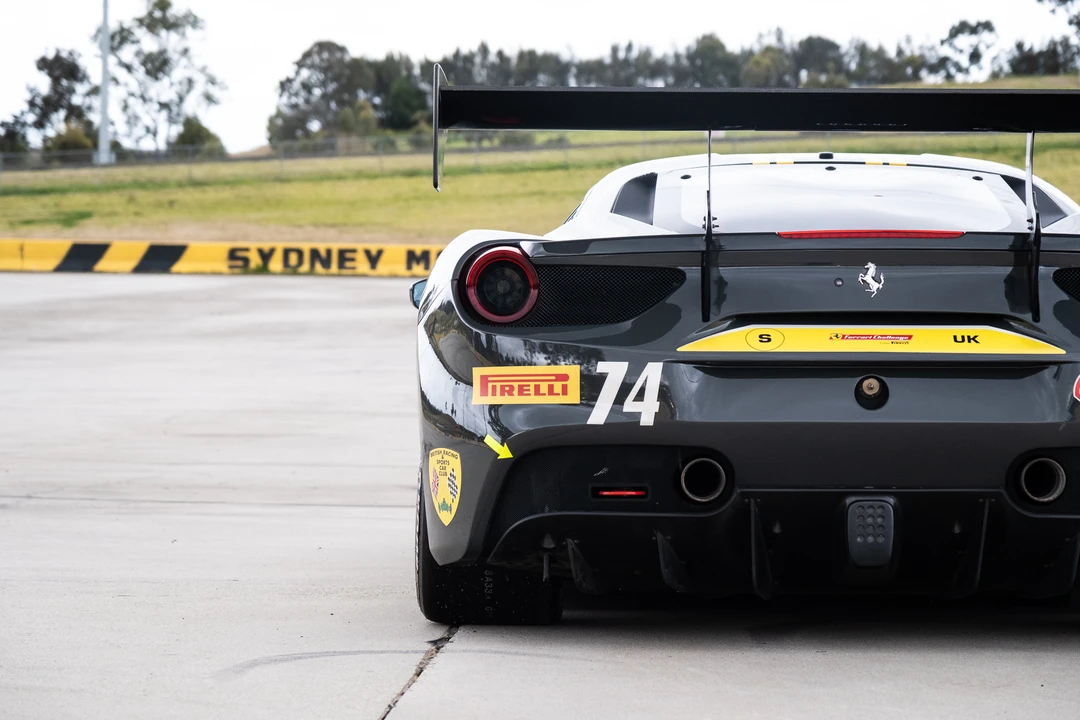2018 Ferrari 488 - Image 14 of 31