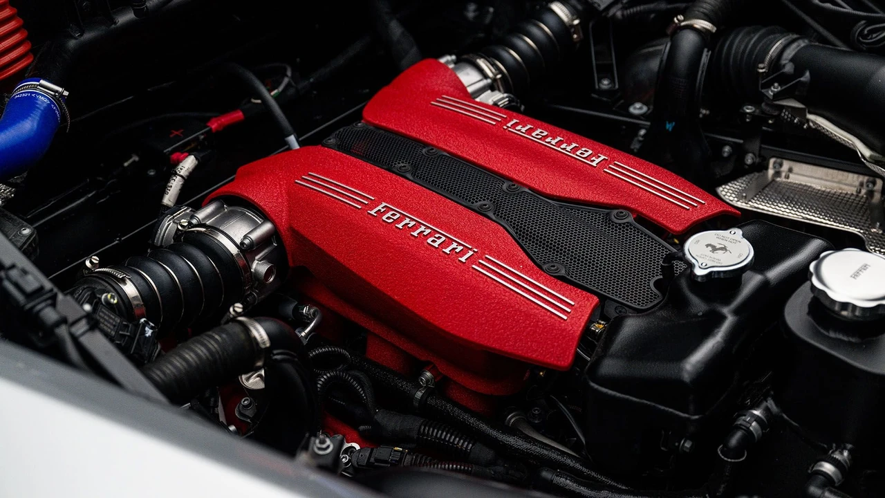 2019 Ferrari 488 - Image 10 of 31