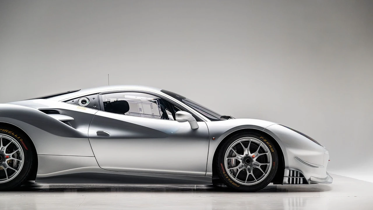 2019 Ferrari 488 - Image 18 of 31
