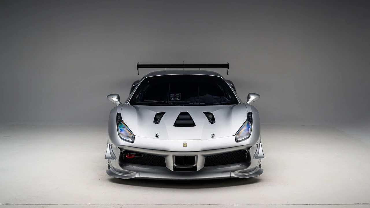 2019 Ferrari 488 - Image 17 of 31