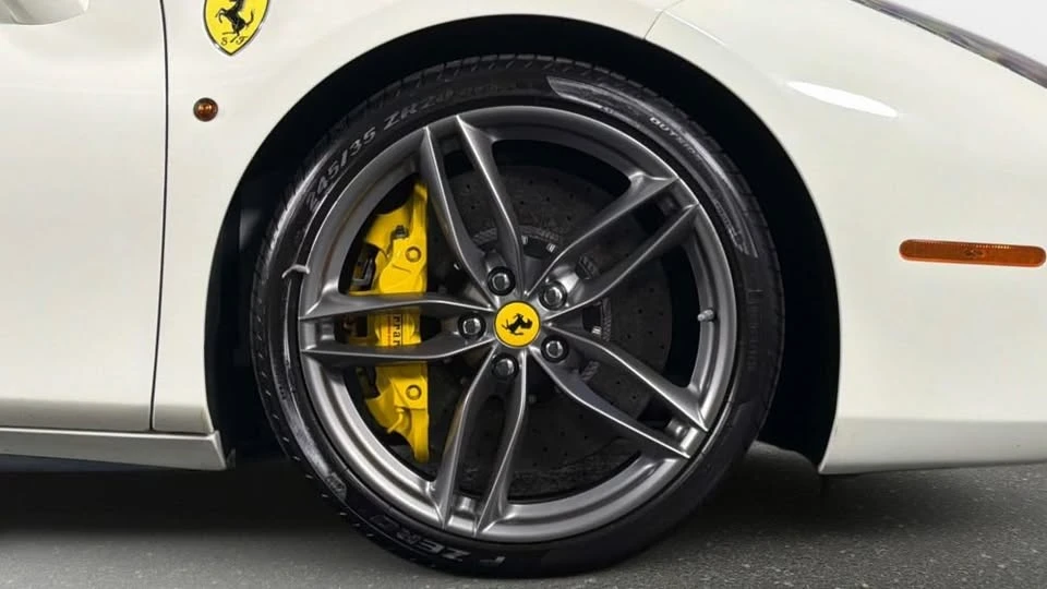 2019 Ferrari 488 GTB - Image 12 of 20