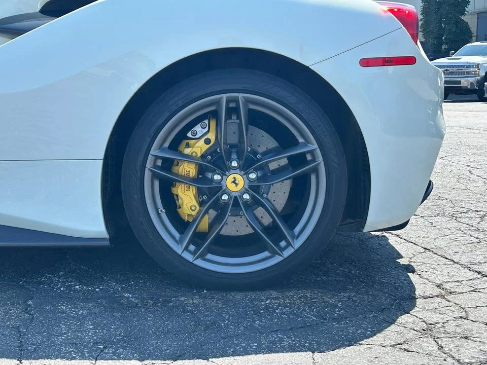 2019 Ferrari 488 GTB - Image 11 of 20
