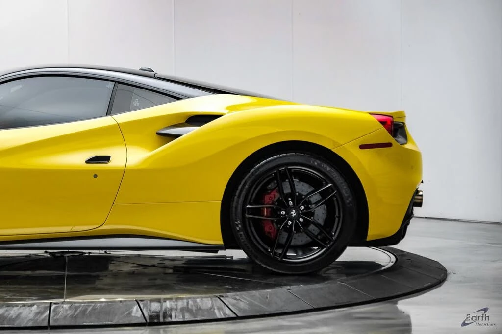 2019 Ferrari 488 GTB - Image 11 of 31