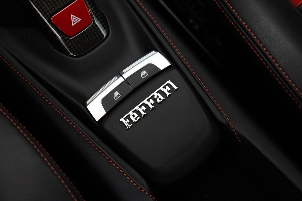 2019 Ferrari 488 GTB - Image 30 of 31