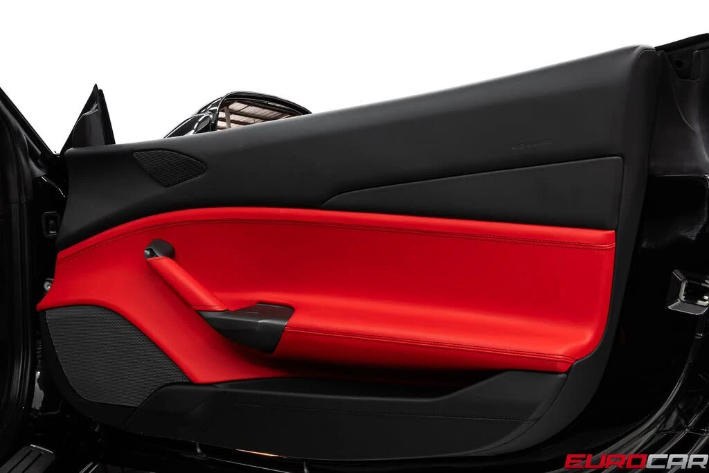 2019 Ferrari 488 GTB - Image 27 of 31