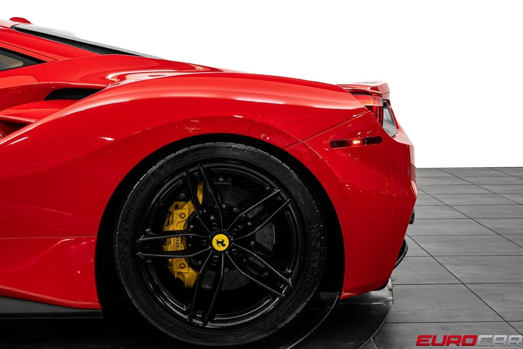 2019 Ferrari 488 GTB - Image 17 of 31