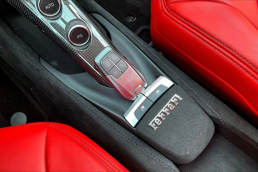 2019 Ferrari 488 GTB - Image 29 of 30