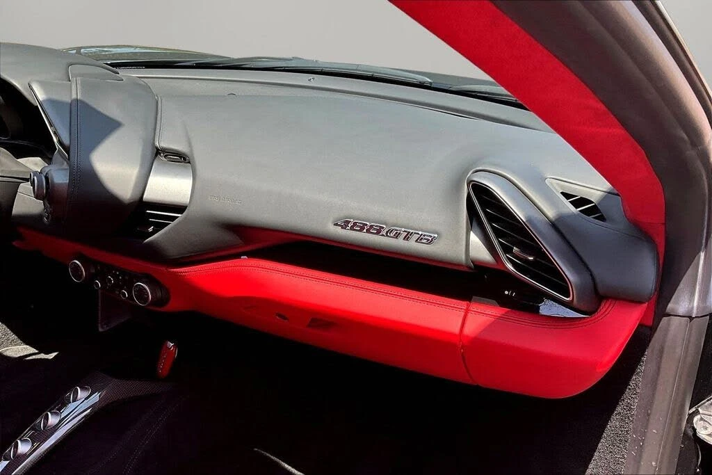 2019 Ferrari 488 GTB - Image 21 of 30