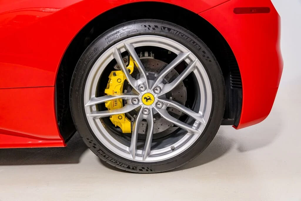 2019 Ferrari 488 GTB - Image 13 of 31