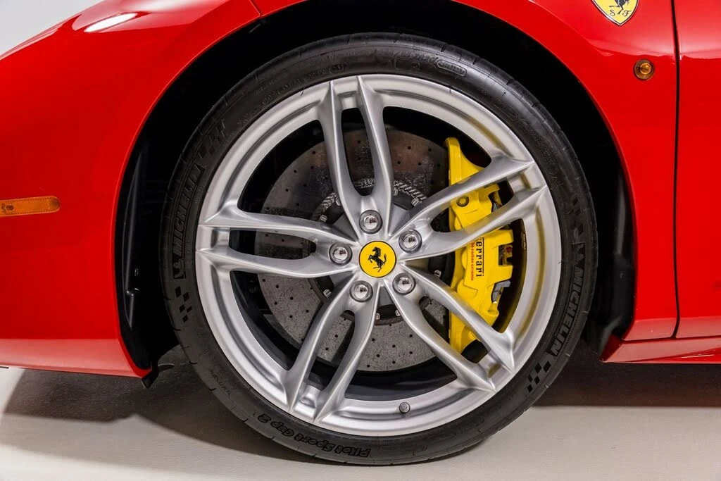 2019 Ferrari 488 GTB - Image 12 of 31
