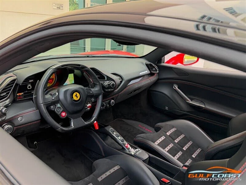 2019 Ferrari 488 GTB - Image 2 of 31