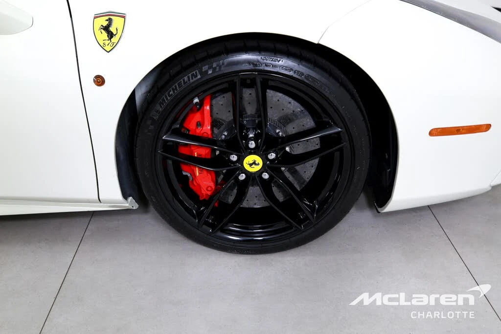 2019 Ferrari 488 GTB - Image 27 of 31