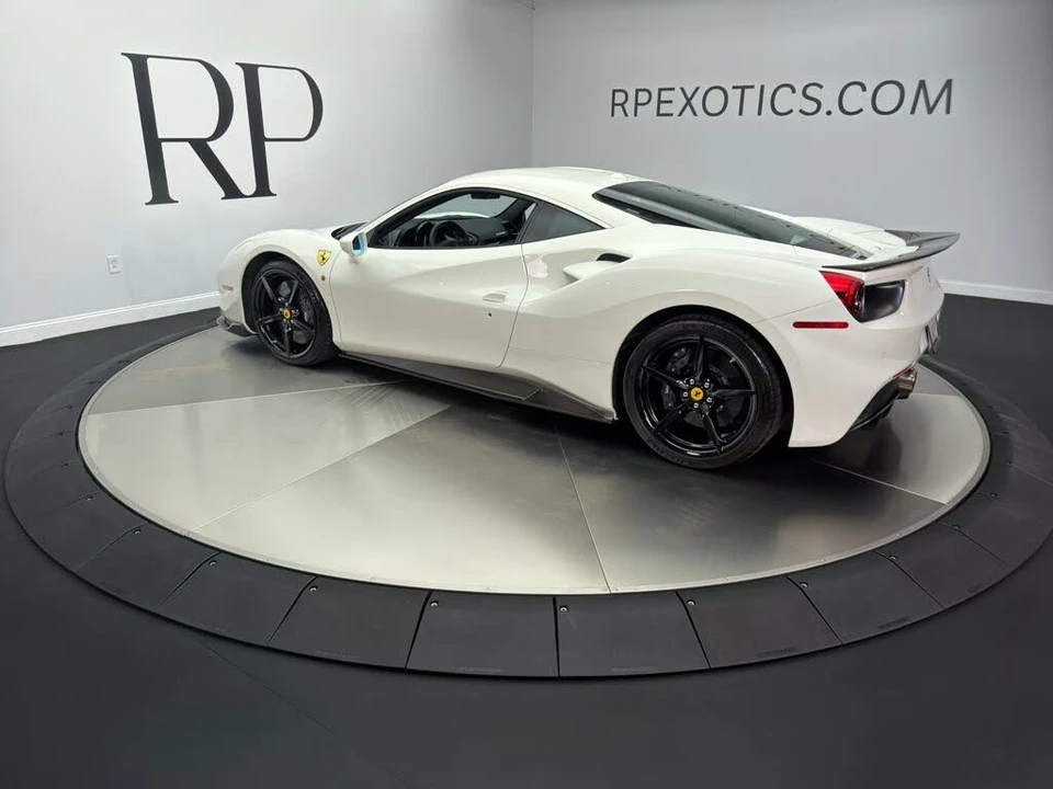 2019 Ferrari 488 GTB - Image 7 of 31