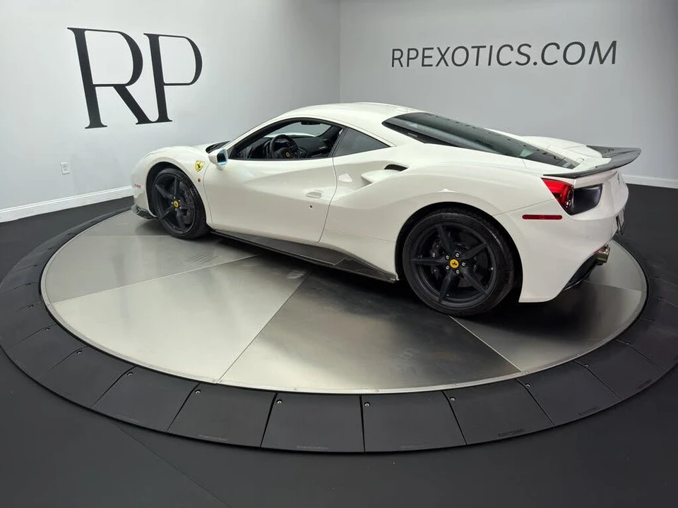 2019 Ferrari 488 GTB - Image 6 of 31