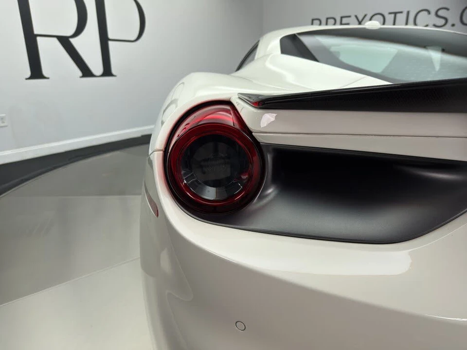 2019 Ferrari 488 GTB - Image 24 of 31