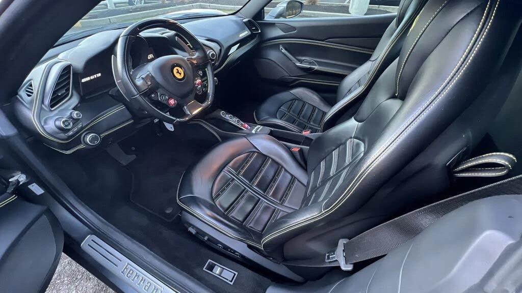 2019 Ferrari 488 GTB - Image 28 of 29