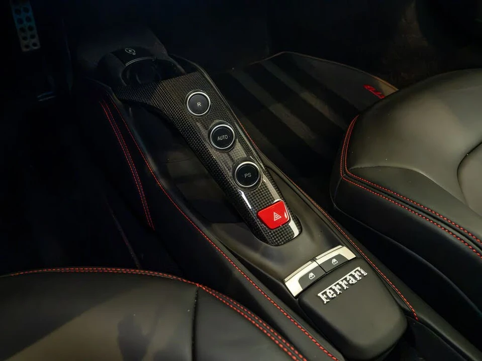 2019 Ferrari 488 GTB - Image 15 of 26