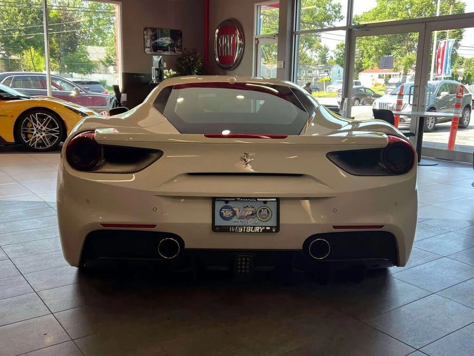 2019 Ferrari 488 GTB - Image 7 of 31