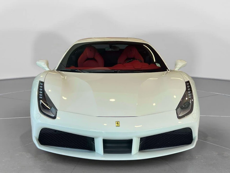 2019 Ferrari 488 GTB - Image 2 of 31
