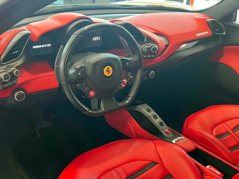 2019 Ferrari 488 GTB - Image 17 of 31