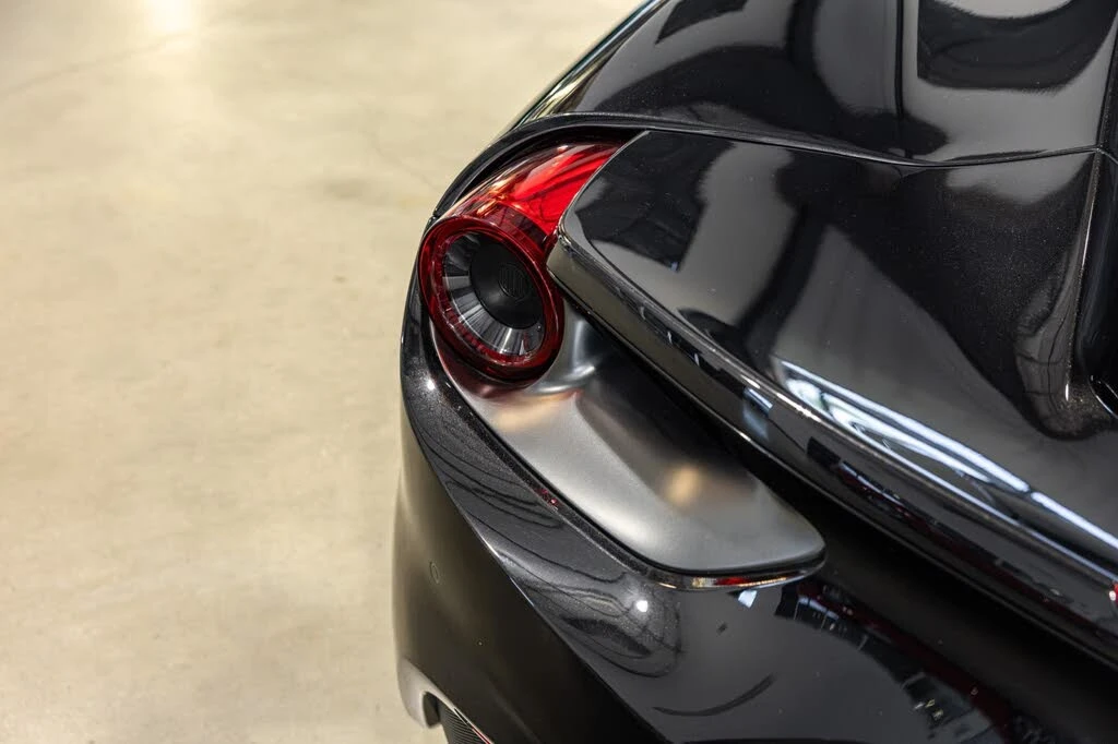 2019 Ferrari 488 GTB - Image 16 of 31